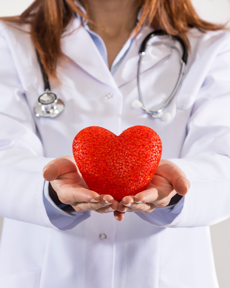 Médecin avec coeur